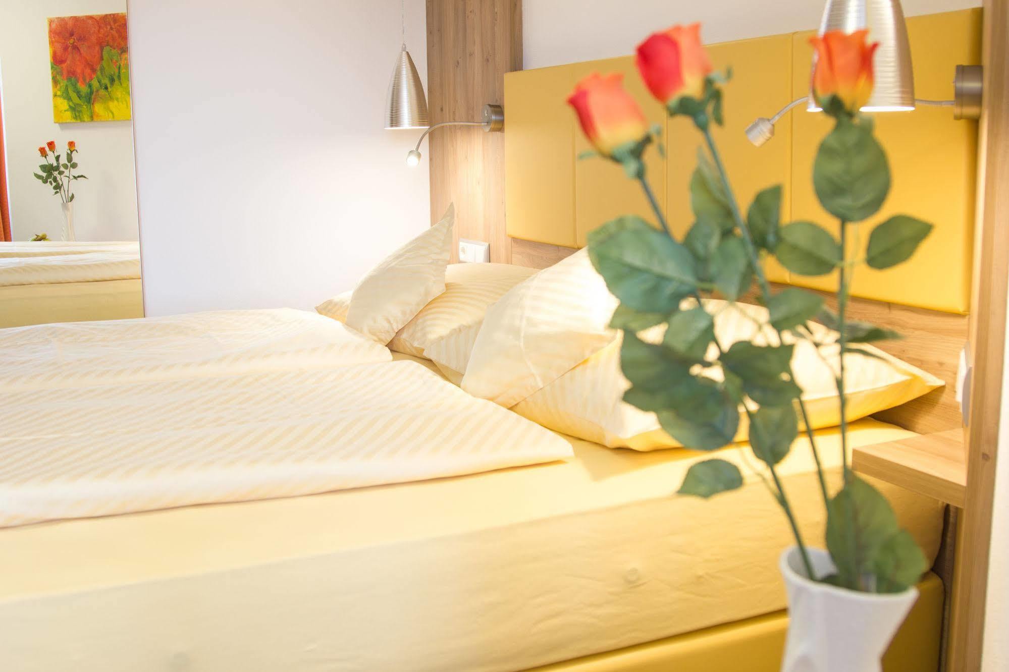 Gaestehaus Stabauer Mondsee Ngoại thất bức ảnh