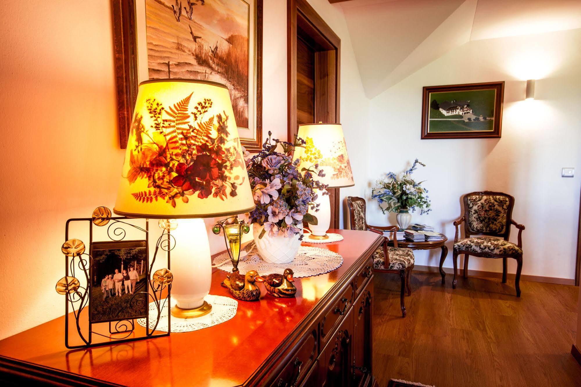 Gaestehaus Stabauer Mondsee Ngoại thất bức ảnh
